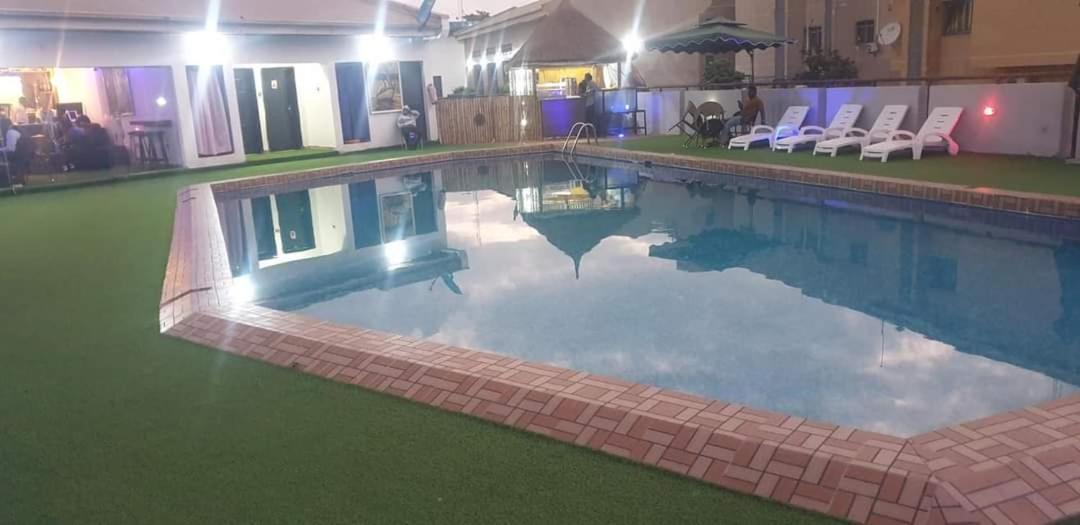 Febson Hotel Abuja Exterior foto